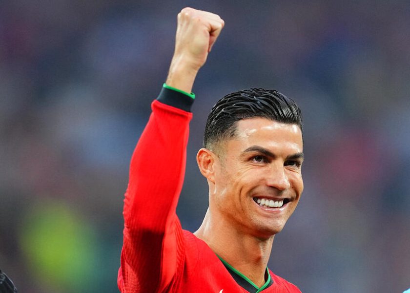 Résumé Pologne/Portugal en vidéo (1-3), Ronaldo et Silva écrasent les aigles