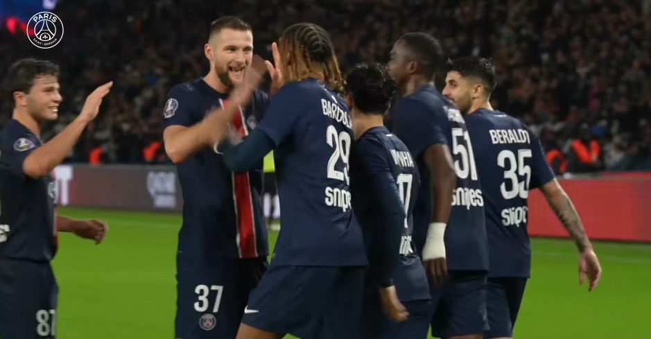 Le zapping de la semaine du PSG : Victoire, frustration et préparation du Classico