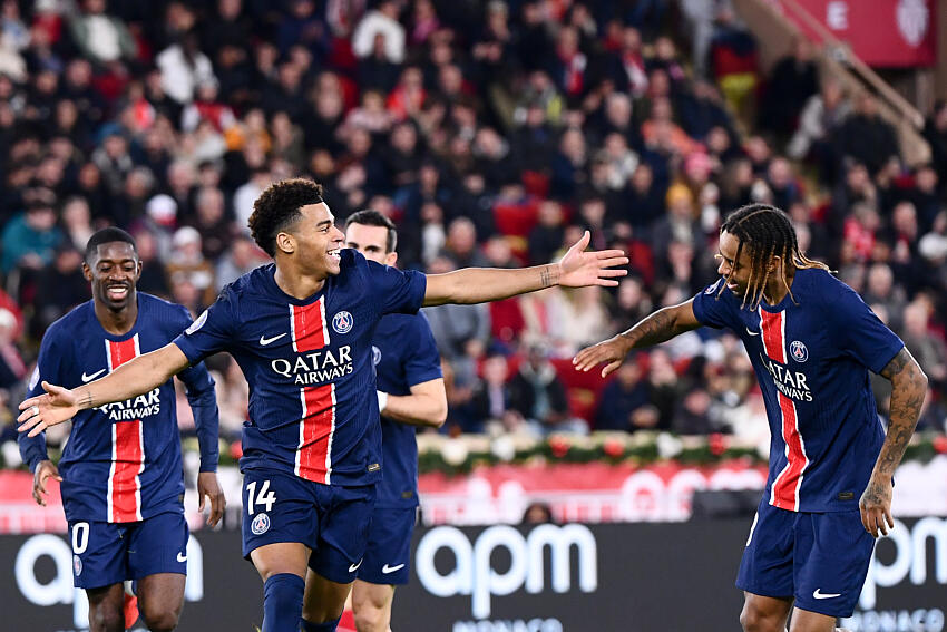 célébration but Désiré Doué lors de Monaco/PSG