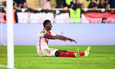 Monaco/PSG - Embolo remercie l'arbitre