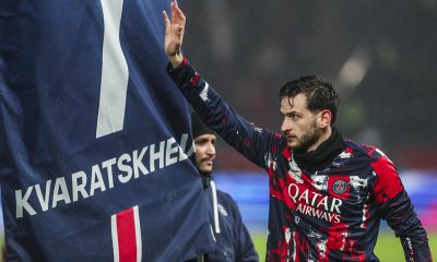 PSG/Reims - Revivez la première de Kvaratskhelia auprès du joueur